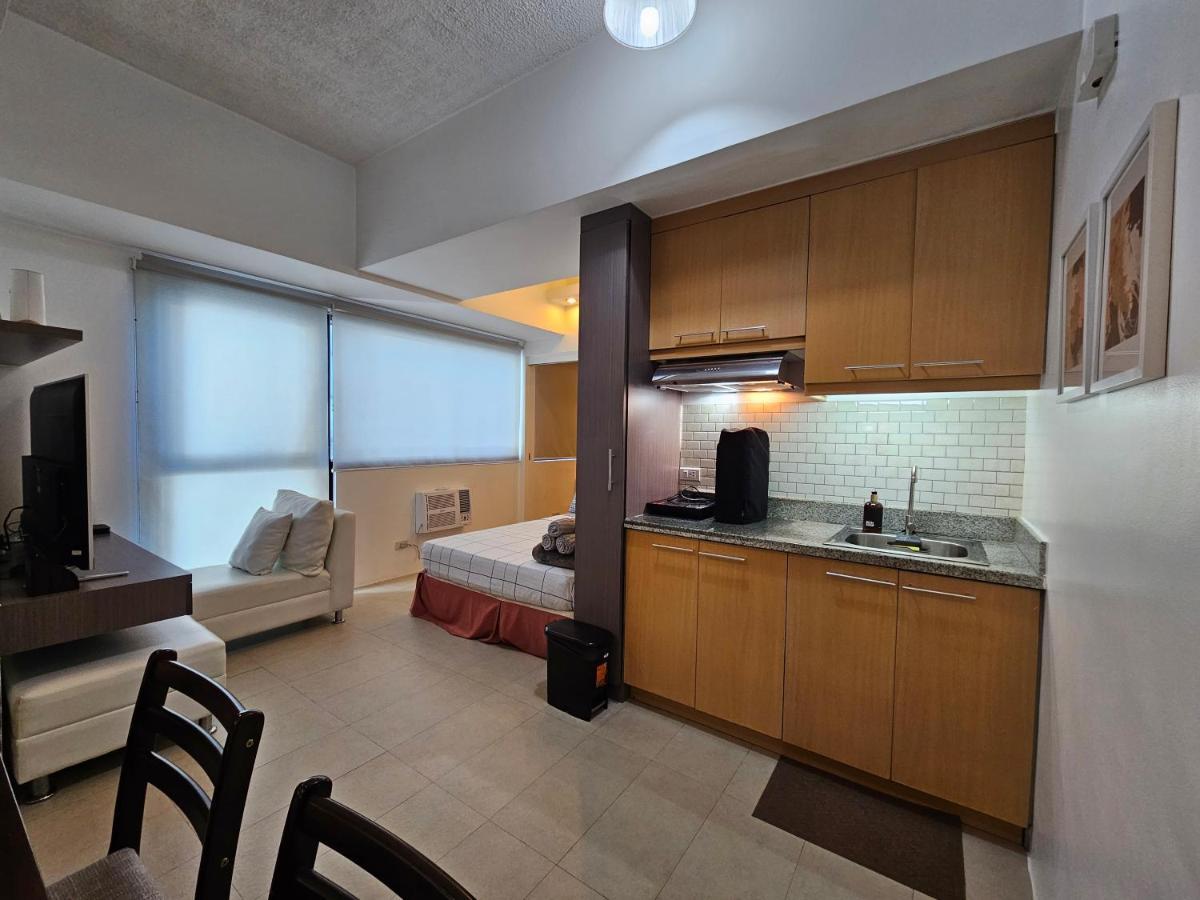 Mandaluyong Spacious Studios מראה חיצוני תמונה