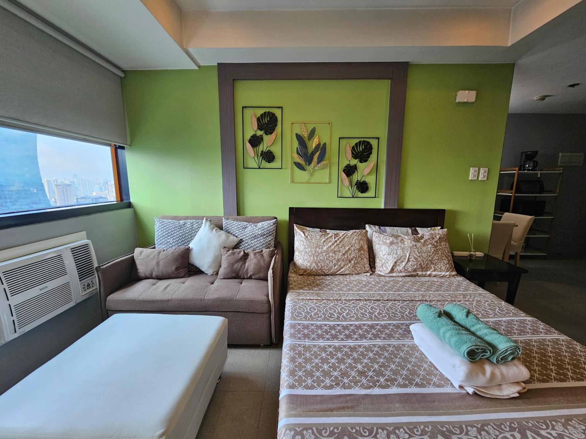 Mandaluyong Spacious Studios מראה חיצוני תמונה