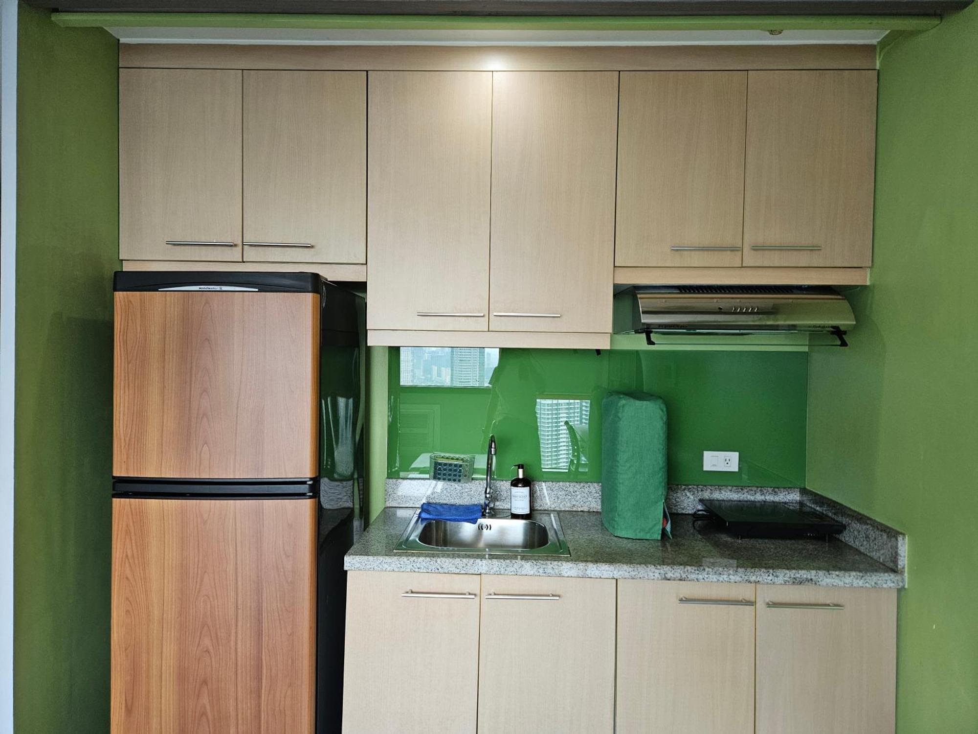 Mandaluyong Spacious Studios מראה חיצוני תמונה